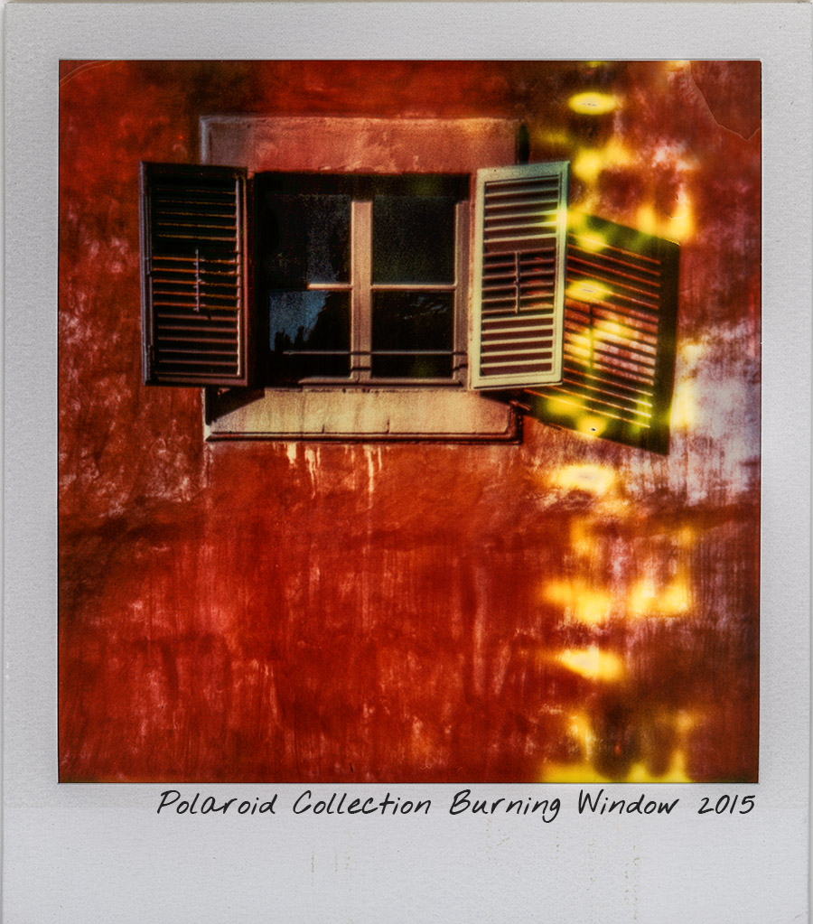 Polaroid New Collection - Burning Window 600,00 TL